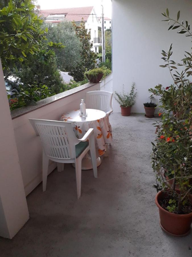 Apartments Sandra Palit Luaran gambar