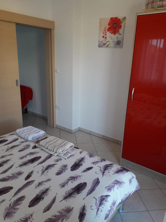 Apartments Sandra Palit Luaran gambar